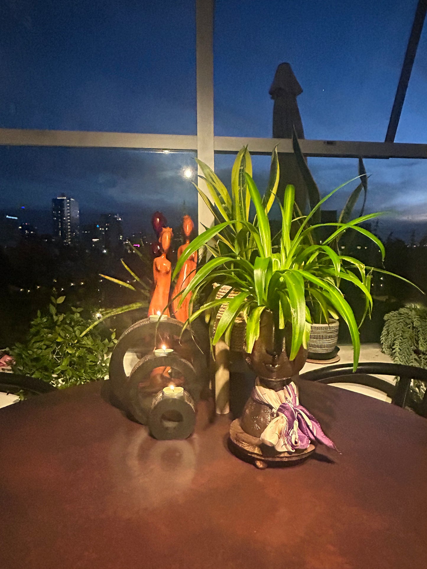 Spider Lady Planter- Caramel